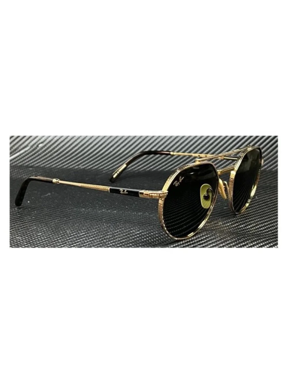 Ray-Ban new tags